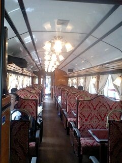 鹿鳴館風観光車両
